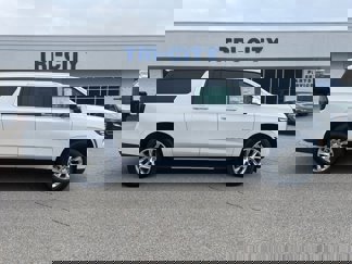 New 2025 Chevrolet Suburban Premier image 1