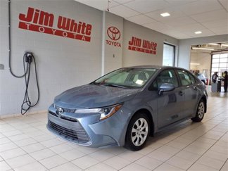 Certified 2024 Toyota Corolla LE image 1