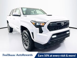 New 2025 Toyota Tacoma TRD Sport image 1
