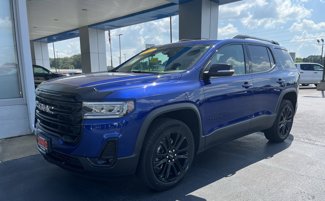 Used 2023 GMC Acadia SLT w/ Elevation Edition image 1