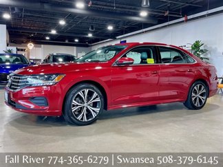 Used 2022 Volkswagen Passat 2.0T SE image 1