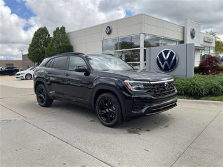 New 2025 Volkswagen Atlas Cross Sport SEL R-Line image 1