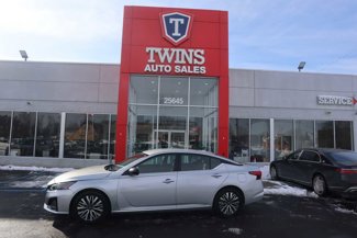 Used 2024 Nissan Altima 2.5 SV image 1