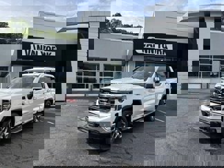 New 2025 GMC Sierra 1500 SLT w/ SLT Premium Package image 1