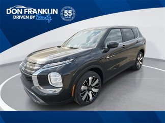 New 2025 Mitsubishi Outlander SE image 1