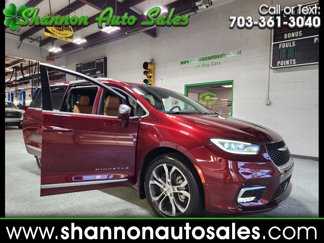 Used 2022 Chrysler Pacifica Pinnacle image 1