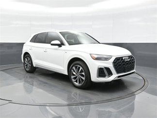 Certified 2022 Audi Q5 2.0T Premium w/ Convenience Package image 1