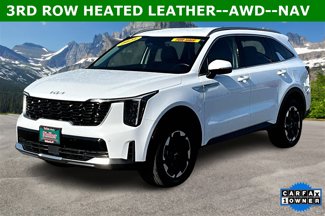 Used 2024 Kia Sorento S image 1