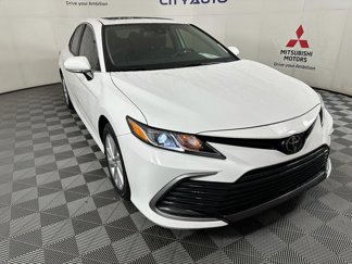 Used 2024 Toyota Camry LE image 1