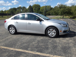 Used 2016 Chevrolet Cruze LS image 1