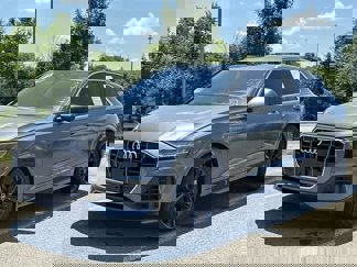 Used 2022 Audi Q8 Prestige w/ Prestige Package image 1