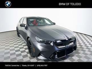 New 2026 BMW M5 w/ Carbon Package image 1