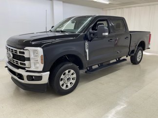 Used 2024 Ford F250 XLT image 1