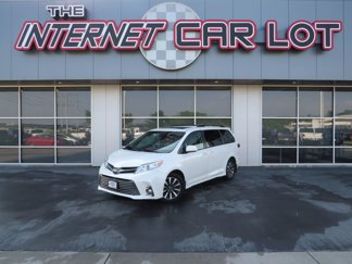 Used 2020 Toyota Sienna XLE image 1