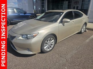 Used 2013 Lexus ES 300h w/ Luxury Pkg image 1