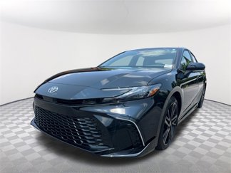 Used 2025 Toyota Camry XSE image 1