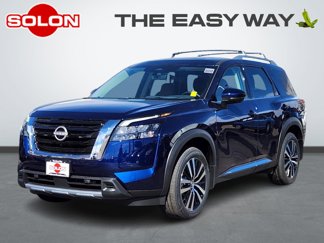 New 2025 Nissan Pathfinder Platinum image 1