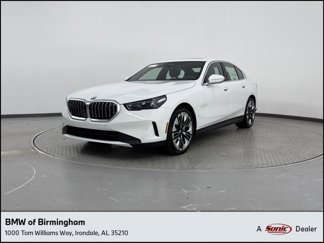 Used 2026 BMW 530i w/ Premium Package image 1