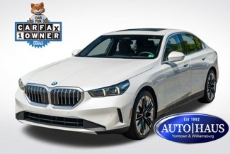Used 2025 BMW 530i w/ Premium Package image 1