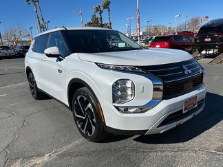 New 2025 Mitsubishi Outlander 4WD Plug-In Hybrid image 1