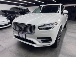 Used 2023 Volvo XC90 B5 Plus image 1