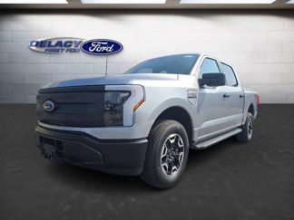 Used 2023 Ford F150 Lightning 4x4 SuperCrew image 1