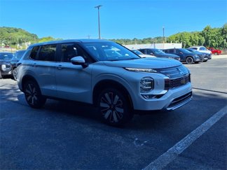 New 2025 Mitsubishi Outlander AWD image 1