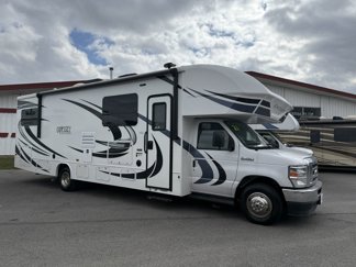 Used 2021 Ford E-450 and Econoline 450 Super Duty w/ Motorhome Prep Package image 1