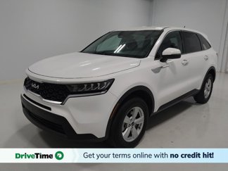 Used 2023 Kia Sorento LX image 1