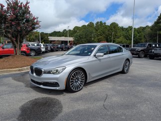 Used 2018 BMW 740i image 1