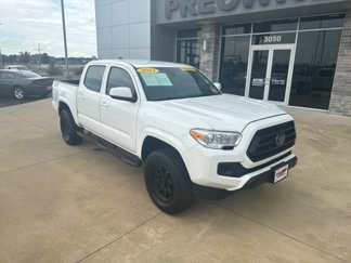 Used 2023 Toyota Tacoma SR image 1