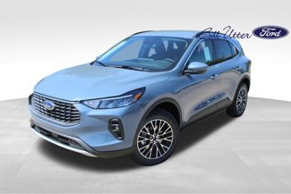 New 2025 Ford Escape SE image 1