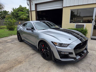 Used 2022 Ford Mustang Shelby GT500 w/ Technology Package image 1