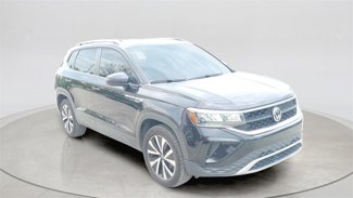 Used 2022 Volkswagen Taos SE image 1
