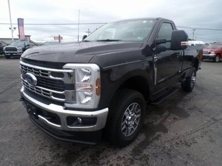 New 2025 Ford F350 XLT image 1