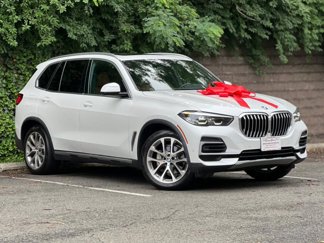 Used 2022 BMW X5 xDrive40i w/ Premium Package image 1
