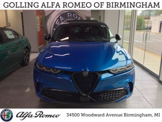New 2025 Alfa Romeo Tonale w/ Premium Package image 1