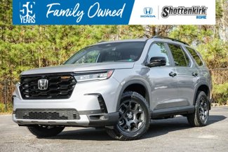 New 2025 Honda Pilot TrailSport image 1