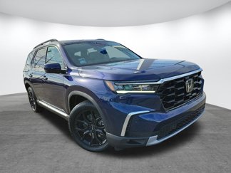 New 2025 Honda Pilot Touring image 1