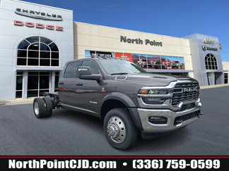 New 2025 RAM 5500 4x4 Crew Cab image 1