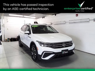 Used 2024 Volkswagen Tiguan S image 1