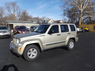 Used 2011 Jeep Liberty Sport image 1