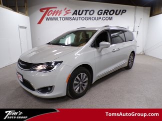 Used 2019 Chrysler Pacifica Touring-L Plus image 1
