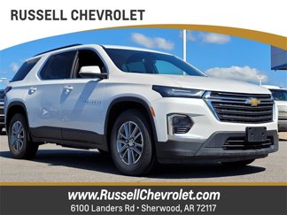 Used 2023 Chevrolet Traverse LT image 1