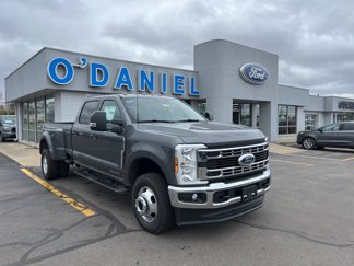 New 2025 Ford F350 XLT image 1