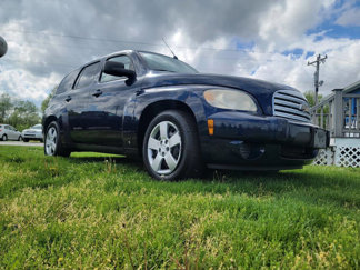 Used 2010 Chevrolet HHR LS image 1