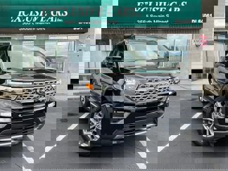 Used 2024 Ford Explorer Limited image 1