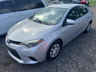 Used 2015 Toyota Corolla LE image 1