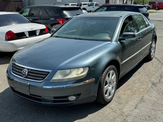 Used 2004 Volkswagen Phaeton V8 image 1