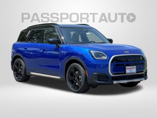 New 2025 MINI Cooper Countryman S E image 1